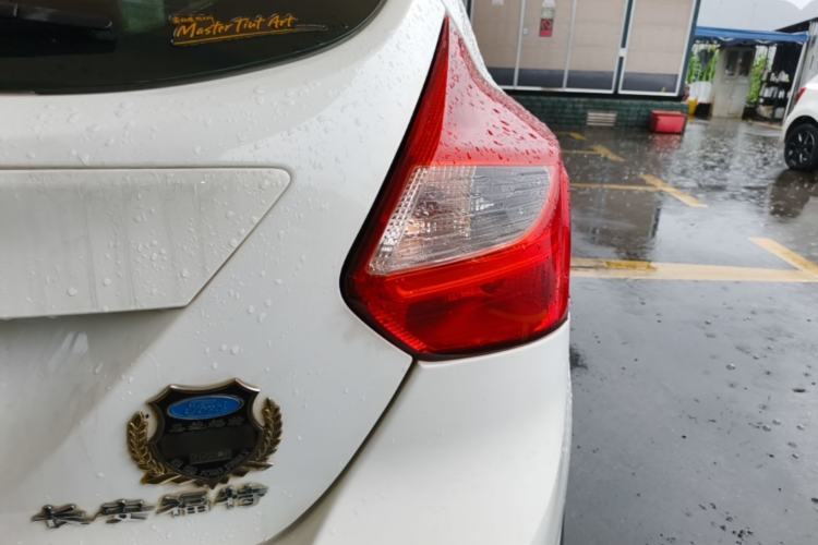 Used Ford Focus 2012 Hatchback 1.6L Automatic Fashion Edition Right Rear Taillight