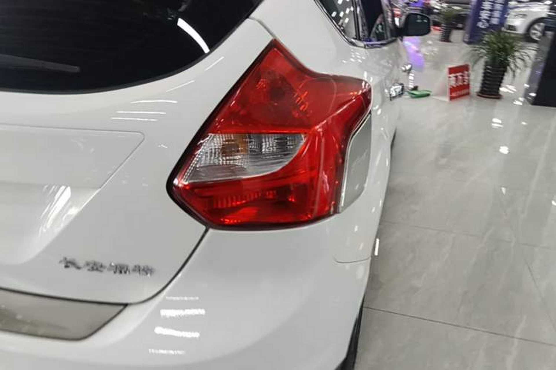 Used Ford Focus 2012 Hatchback 1.6L Automatic Comfort Model Right Rear Taillight