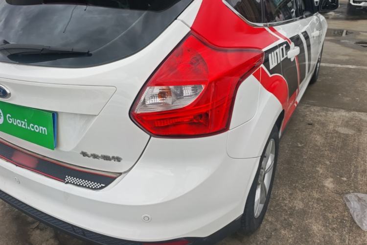 Used Ford Focus 2012 Hatchback 1.6L Automatic Fashion Edition Right Rear Taillight