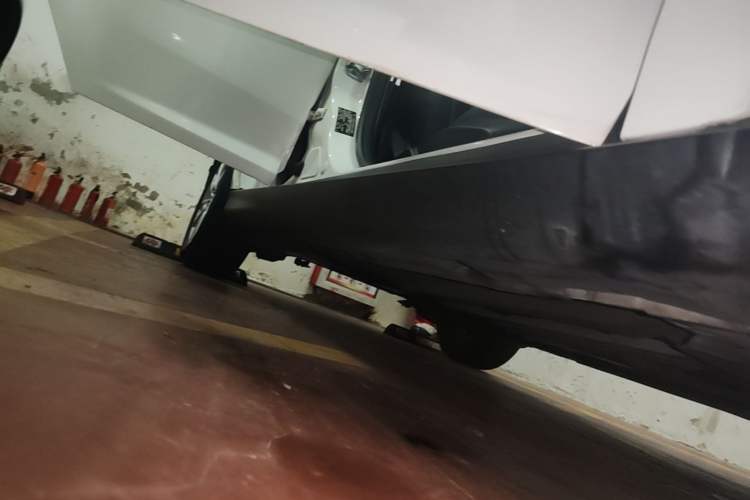 Used Ford Focus 2012 Hatchback 1.6L Automatic Comfort Model Right Side Sill