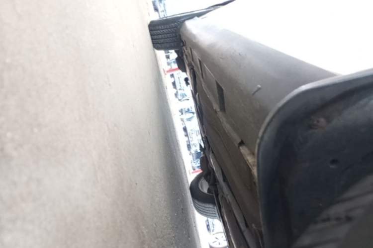 Used Ford Focus 2012 Hatchback 1.6L Automatic Fashion Edition Right Side Sill
