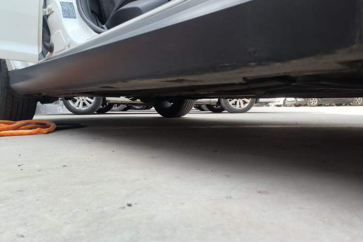 Used Ford Focus 2012 Sedan 1.6L Automatic Fashion Edition Right Side Sill