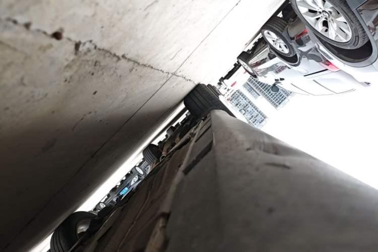 Used Ford Focus 2012 Hatchback 1.6L Automatic Fashion Edition Right Side Sill