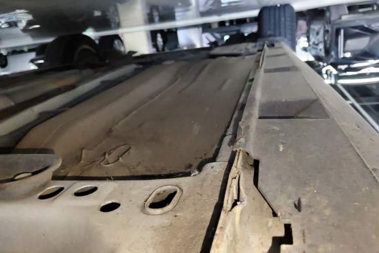 Used Ford Focus 2012 Hatchback 1.6L Automatic Comfort Model Right Side Sill