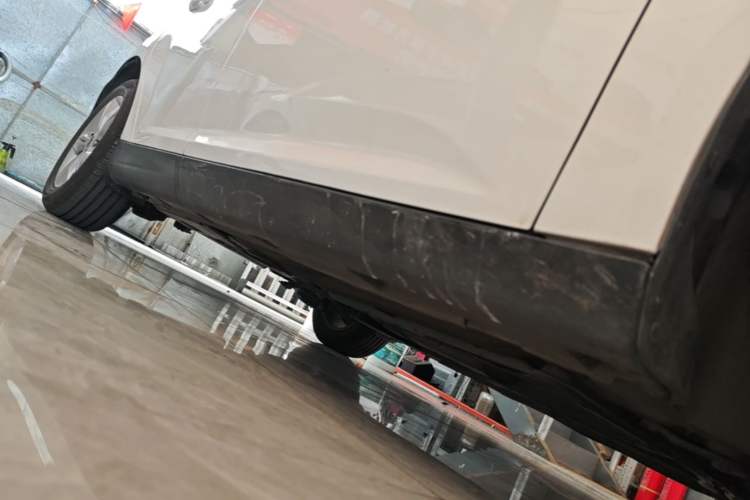 Used Ford Focus 2012 Sedan 1.6L Automatic Fashion Edition Right Side Sill