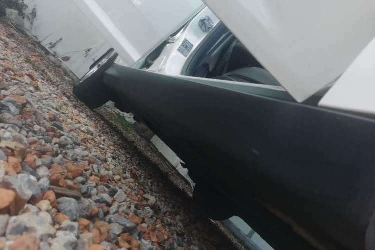 Used Ford Focus 2012 Hatchback 1.6L Manual Fashion Edition Right Side Sill