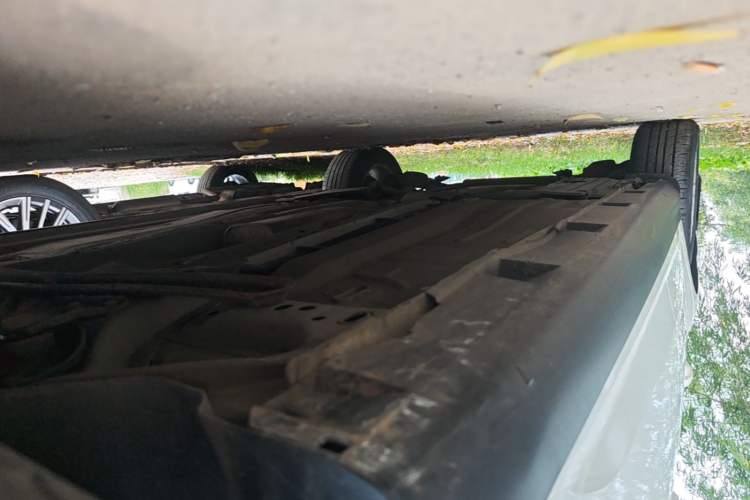 Used Ford Focus 2012 Sedan 1.6L Manual Comfort Model Right Side Sill