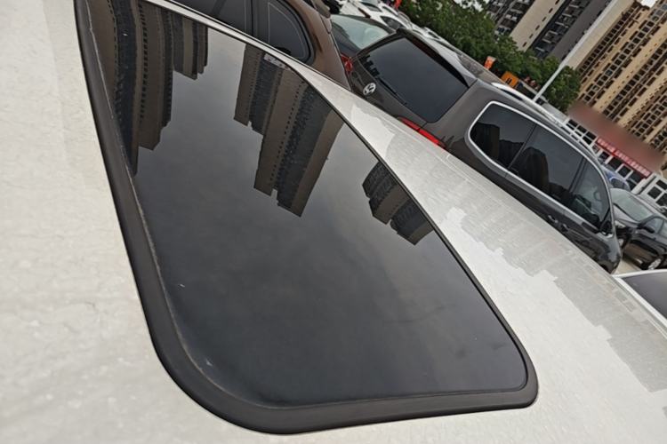Used Ford Focus 2012 Hatchback 1.6L Automatic Fashion Edition Roof