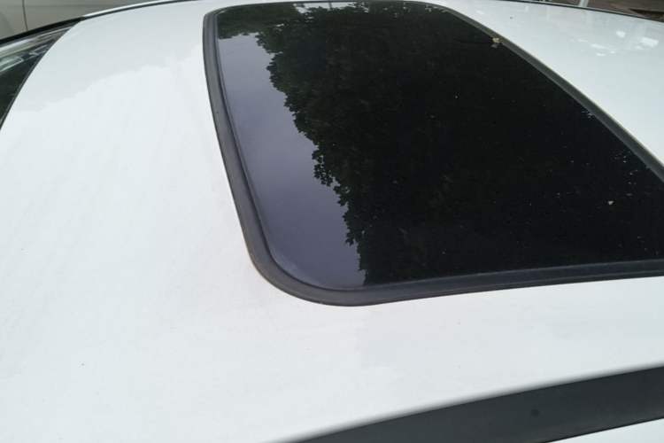 Used Ford Focus 2012 Sedan 1.6L Automatic Fashion Edition Roof