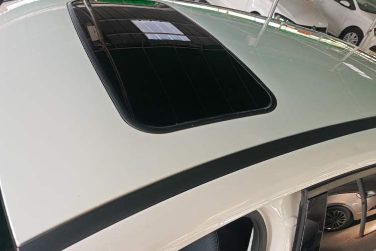 Used Ford Focus 2012 Hatchback 1.6L Automatic Fashion Edition Roof