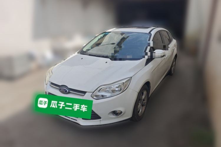 Used Ford Focus 2012 Sedan 1.6L Manual Fashion Edition Guazi used car, China used car export, Used car for sale, Used cars, Cheapest cars for sale