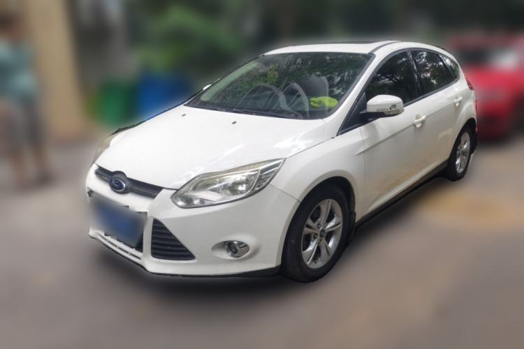 Używany Ford Focus 2012 Hatchback 1.6L Automatic Fashion Edition Guazi used car, China used car export, Used car for sale, Used cars, Cheapest cars for sale