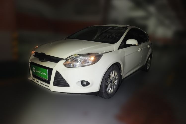 Used Ford Focus 2012 Hatchback 1.6L Manual Comfort Model Guazi used car, China used car export, Used car for sale, Used cars, Cheapest cars for sale