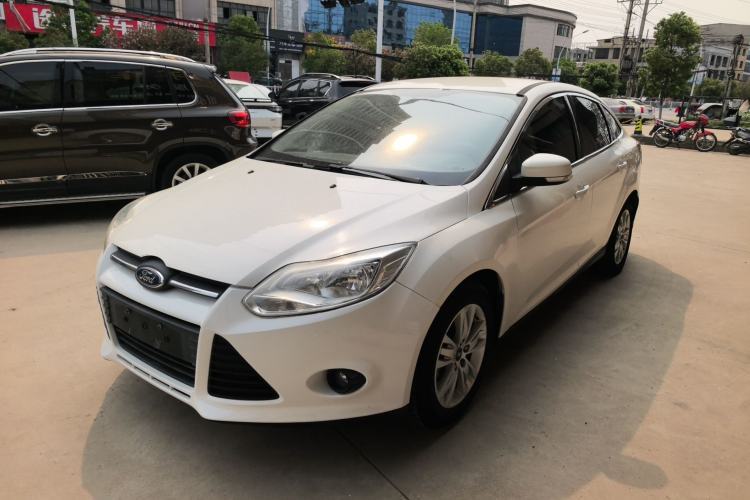 Used Ford Focus 2012 Sedan 1.6L Automatic Comfort Model Guazi used car, China used car export, Used car for sale, Used cars, Cheapest cars for sale