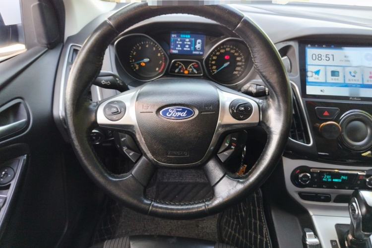 Used Ford Focus 2012 Hatchback 2.0L Automatic Luxury Sport Model Steering Wheel