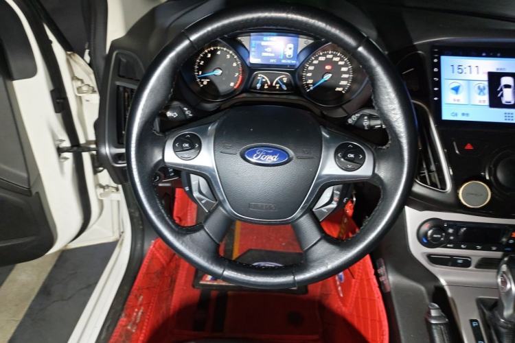 Used Ford Focus 2012 Hatchback 2.0L Automatic Luxury Sport Model Steering Wheel