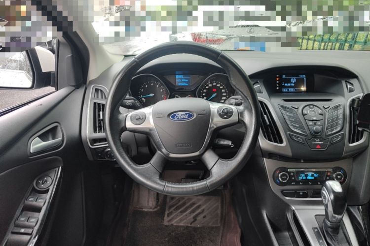 Used Ford Focus 2012 Sedan 1.6L Automatic Fashion Edition Steering Wheel