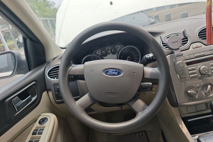 Used Ford Focus 2012 Hatchback Classic 1.8L Automatic Fashion Edition Steering Wheel