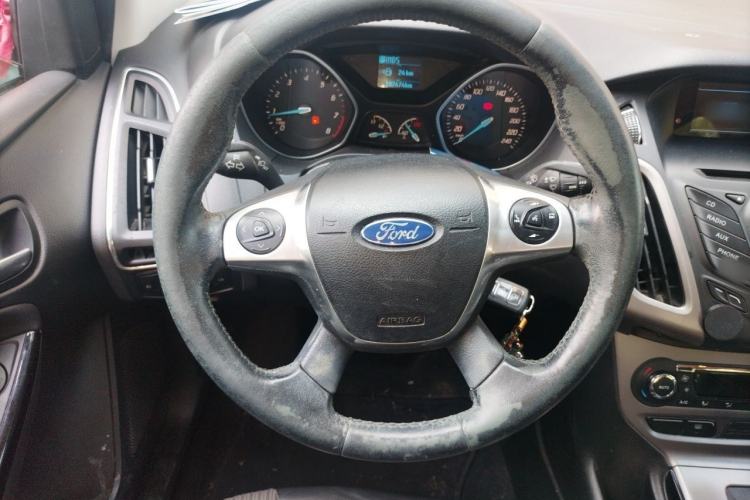 Used Ford Focus 2012 Sedan 1.6L Automatic Fashion Edition Steering Wheel