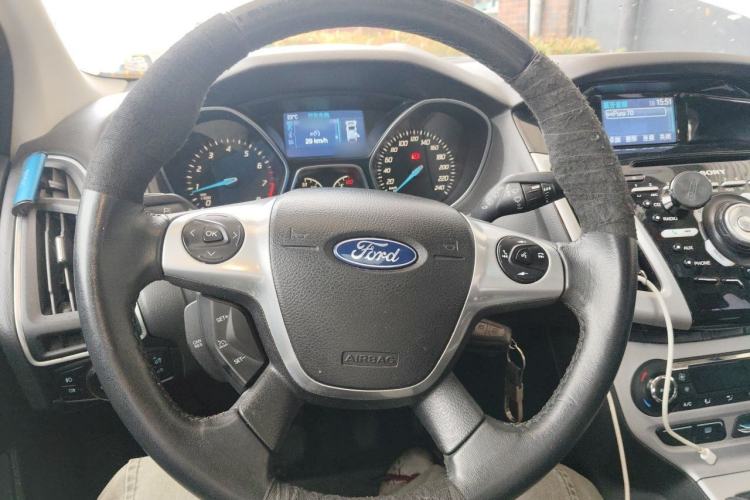 Used Ford Focus 2012 Hatchback 2.0L Manual Luxury Sport Model Steering Wheel