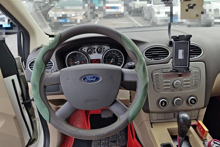 Used Ford Focus 2012 Hatchback Classic 1.8L Automatic Fashion Edition Steering Wheel