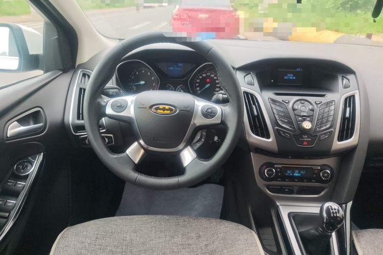 Used Ford Focus 2012 Hatchback 1.6L Manual Fashion Edition Steering Wheel