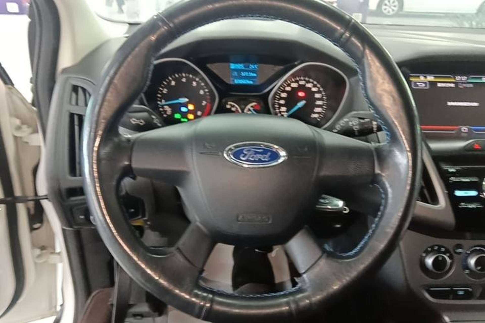 Used Ford Focus 2012 Hatchback 1.6L Automatic Comfort Model Steering Wheel