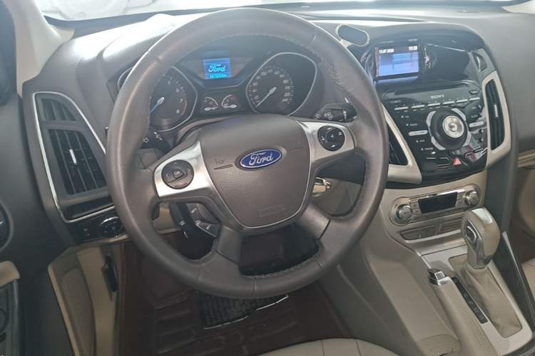 Used Ford Focus 2012 Sedan 1.6L Automatic Prestige Model Steering Wheel