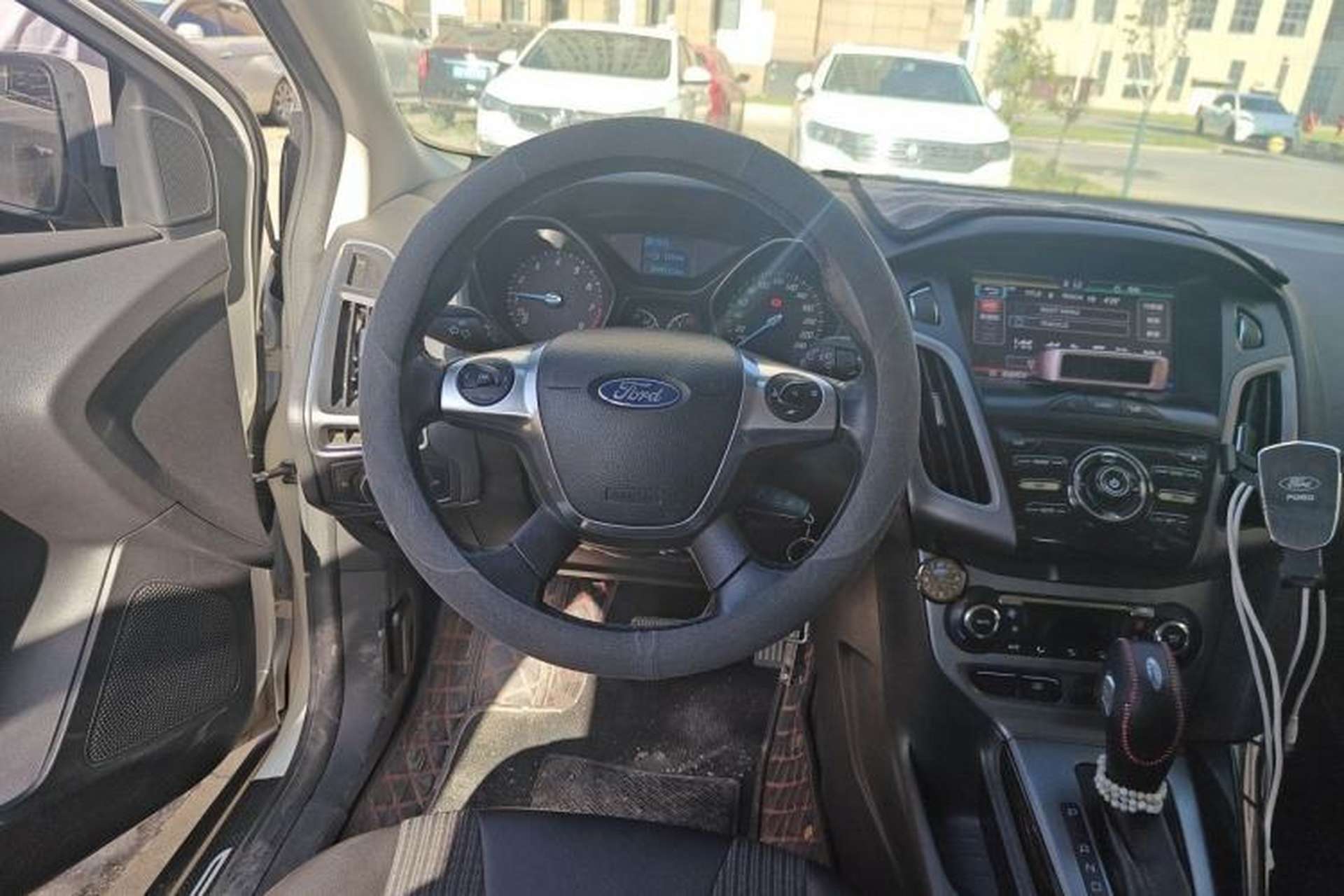 Used Ford Focus 2012 Hatchback 1.6L Automatic Fashion Edition Steering Wheel