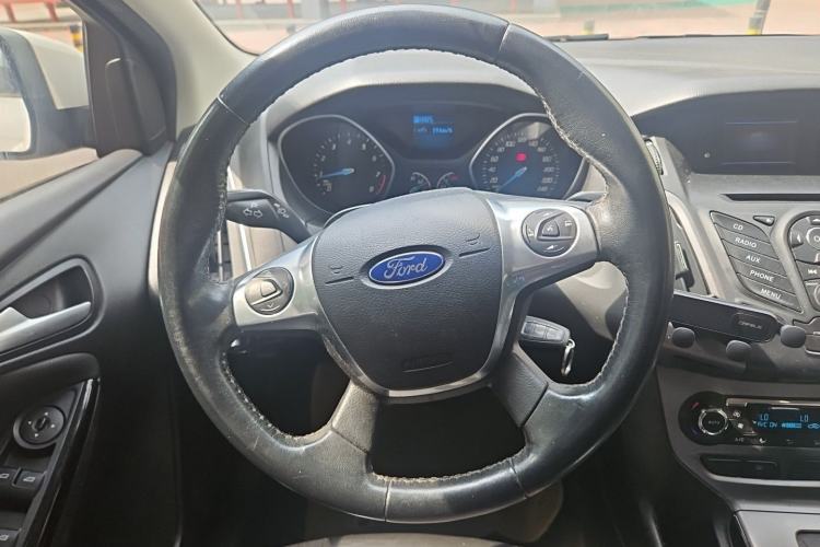 Used Ford Focus 2012 Sedan 1.6L Automatic Fashion Edition Steering Wheel