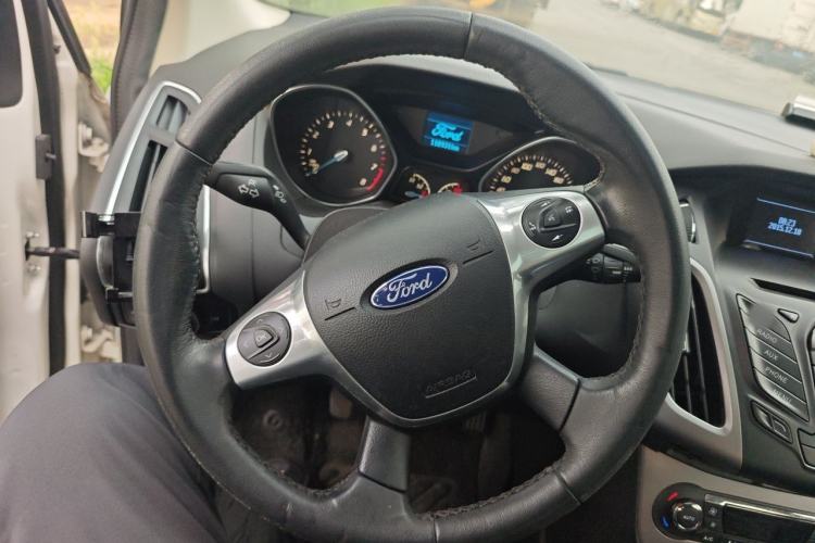 Used Ford Focus 2012 Hatchback 1.6L Manual Fashion Edition Steering Wheel