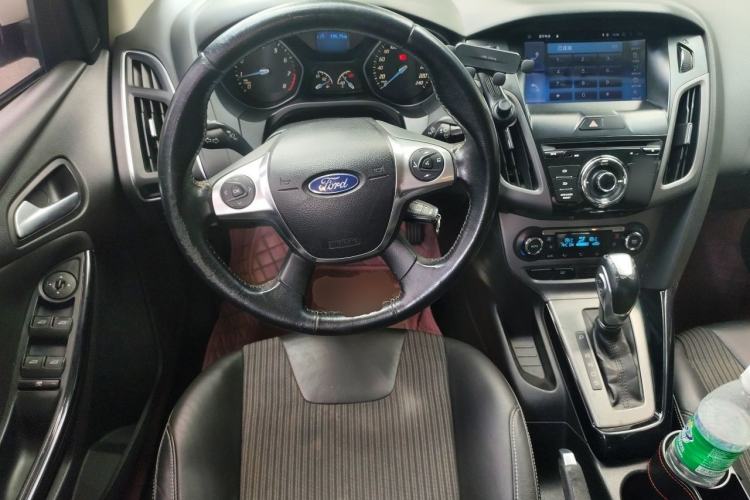 Used Ford Focus 2012 Sedan 1.6L Automatic Fashion Edition Steering Wheel