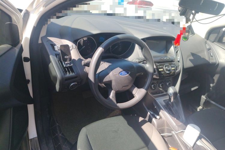Used Ford Focus 2012 Hatchback 1.6L Automatic Comfort Model Steering Wheel