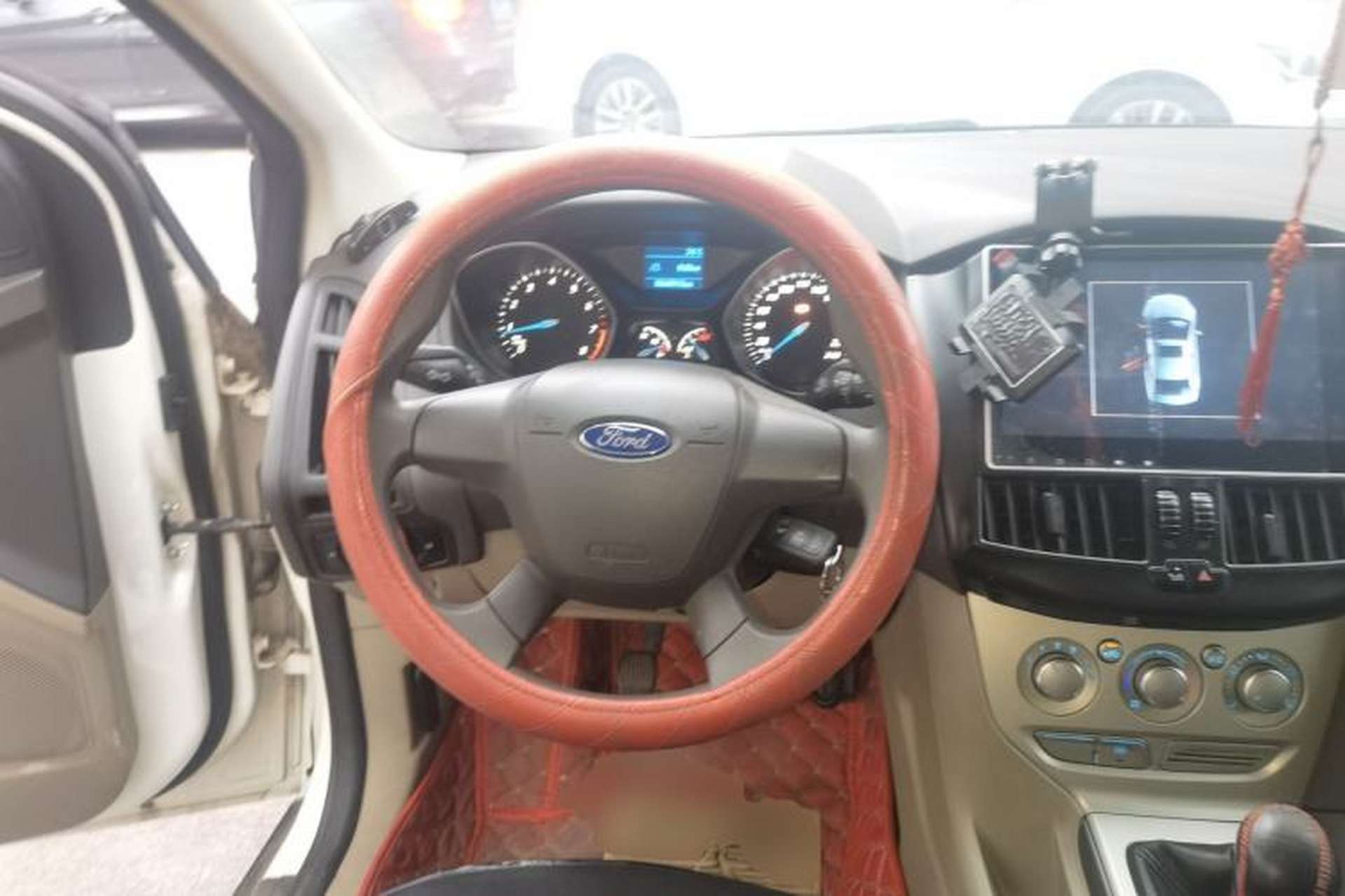 Used Ford Focus 2012 Sedan 1.6L Manual Comfort Model Steering Wheel