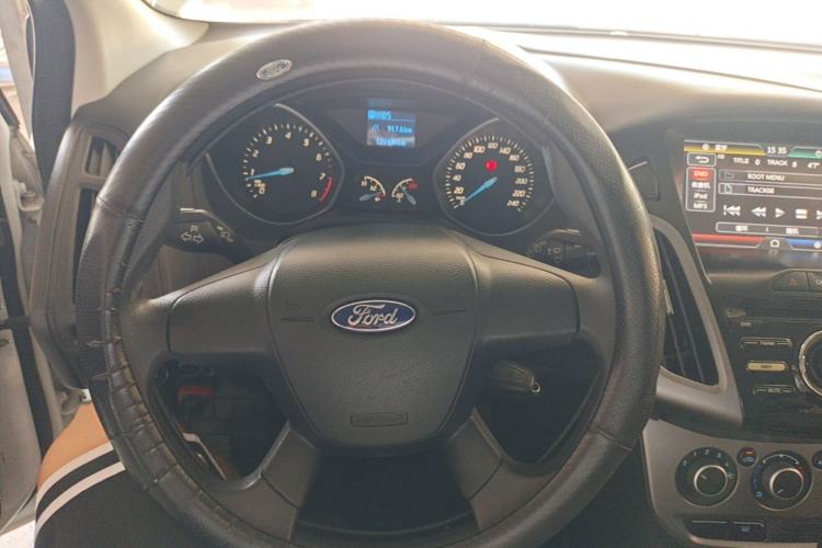 Used Ford Focus 2012 Hatchback 1.6L Automatic Comfort Model Steering Wheel