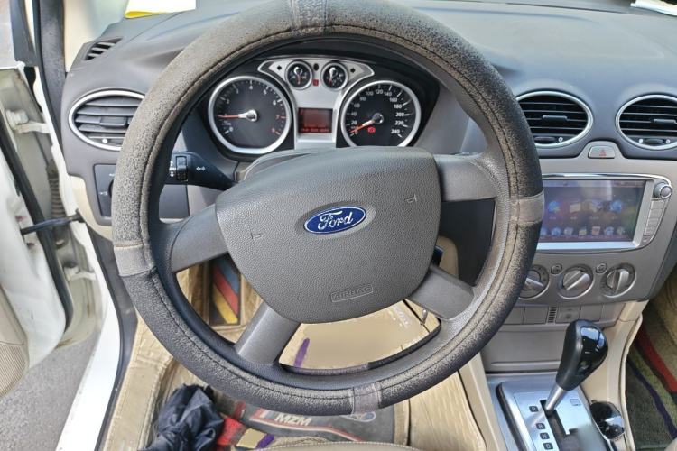 Used Ford Focus 2012 Hatchback Classic 1.8L Automatic Fashion Edition Steering Wheel