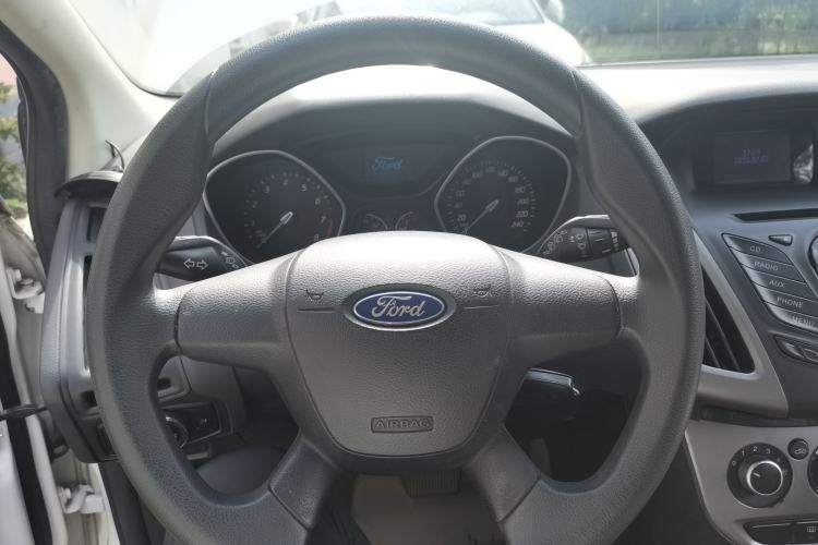 Used Ford Focus 2012 Hatchback 1.6L Automatic Comfort Model Steering Wheel