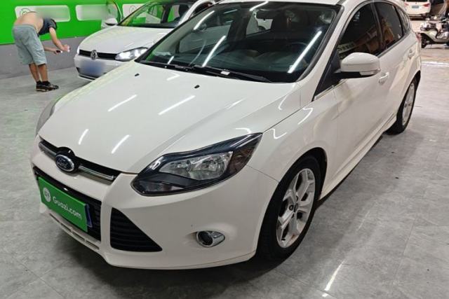 Used Ford Focus 2012 Hatchback 2.0L Automatic Luxury Sport Model