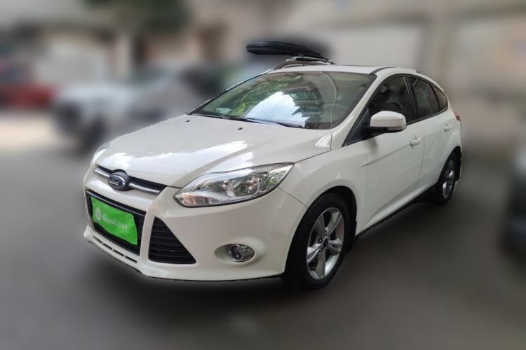 Used Ford Focus 2012 Hatchback 1.6L Automatic Fashion Edition Guazi used car, China used car export, Used car for sale, Used cars, Cheapest cars for sale
