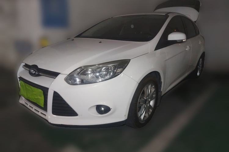 Used Ford Focus 2012 Hatchback 1.6L Manual Comfort Model Guazi used car, China used car export, Used car for sale, Used cars, Cheapest cars for sale
