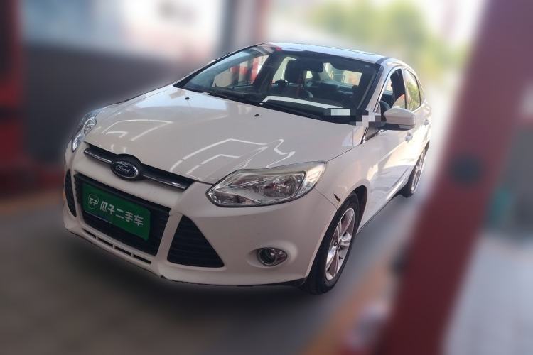 Używany Ford Focus 2012 Sedan 1.6L Automatic Fashion Edition Guazi used car, China used car export, Used car for sale, Used cars, Cheapest cars for sale