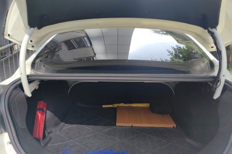 Used Ford Focus 2012 Sedan 1.6L Automatic Fashion Edition Trunk