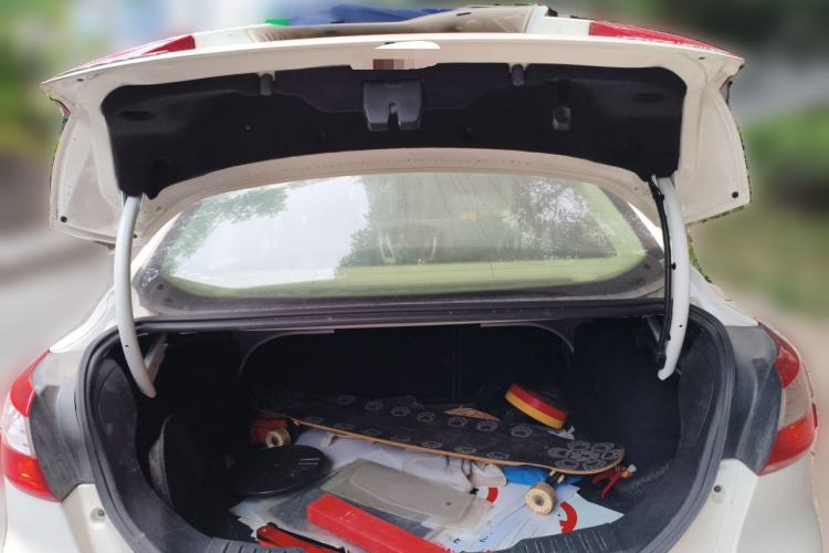 Used Ford Focus 2012 Sedan 1.6L Automatic Comfort Model Trunk