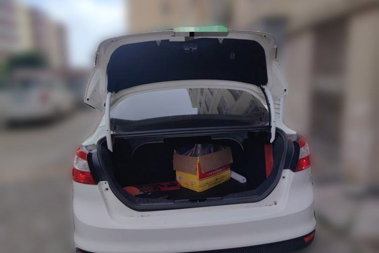 Used Ford Focus 2012 Sedan 1.6L Automatic Comfort Model Trunk