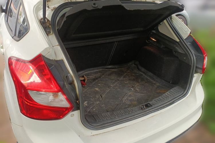 Used Ford Focus 2012 Hatchback 1.6L Automatic Comfort Model Trunk