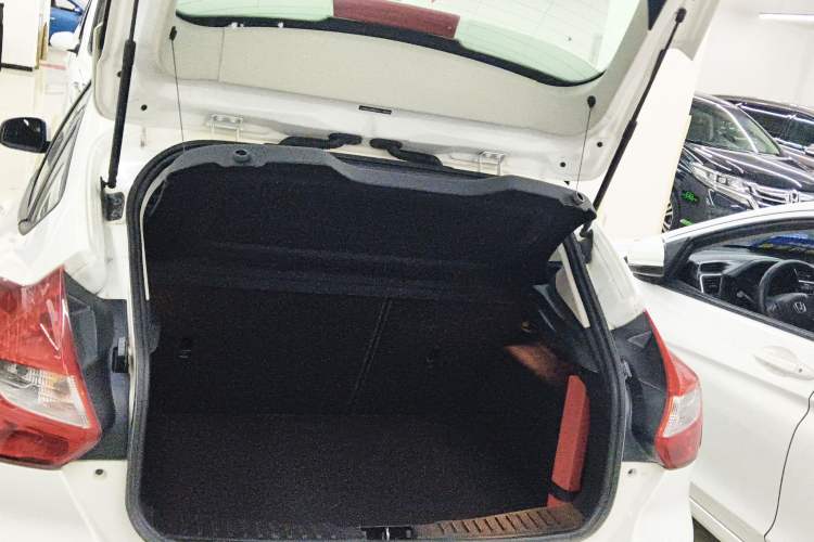 Used Ford Focus 2012 Hatchback 1.6L Automatic Comfort Model Trunk