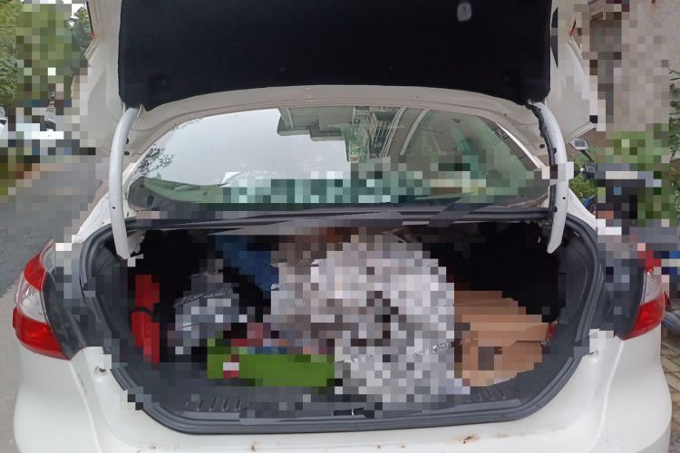 Used Ford Focus 2012 Sedan 1.6L Automatic Comfort Model Trunk