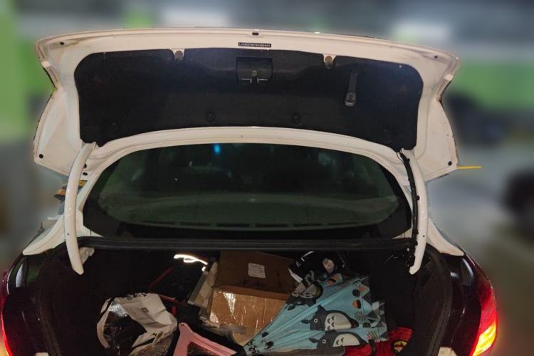 Used Ford Focus 2012 Sedan 1.6L Automatic Fashion Edition Trunk