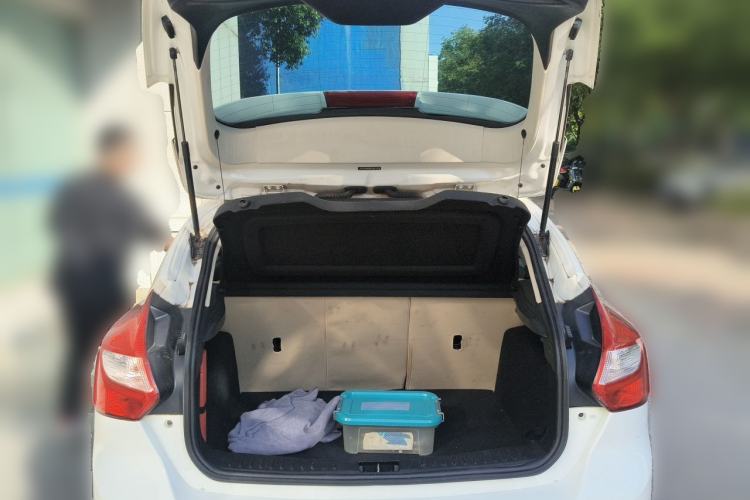 Used Ford Focus 2012 Hatchback 1.6L Automatic Comfort Model Trunk