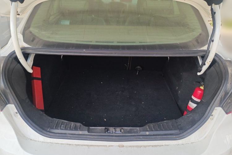 Used Ford Focus 2012 Sedan 1.6L Automatic Comfort Model Trunk